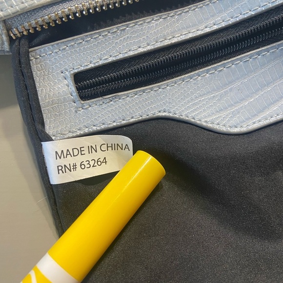 Womens Baby Blue  Crossbody  Purse Adjustable String - Picture 5 of 9